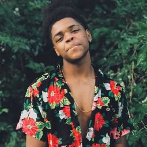 Meet your Posher, Phillip